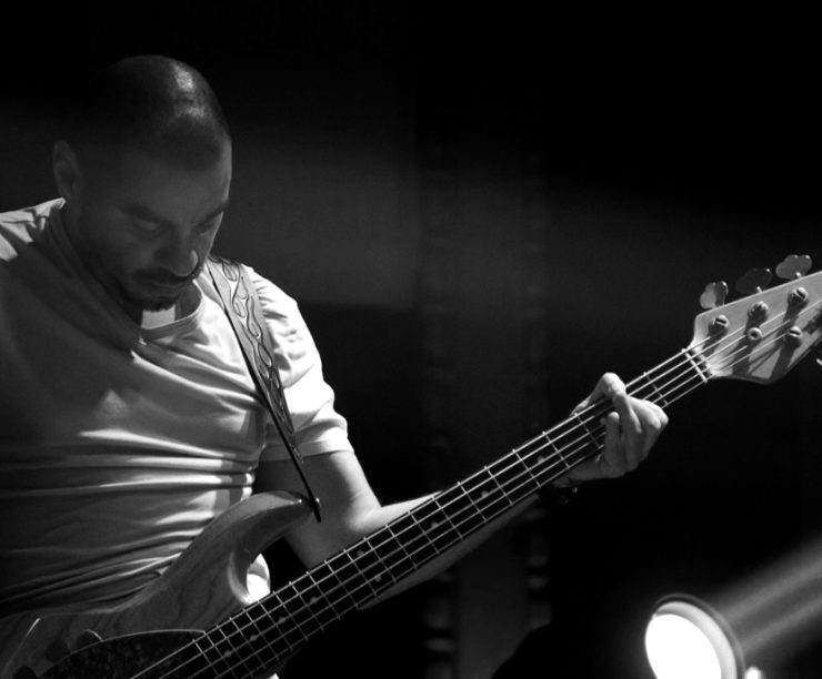 MARIO bajista